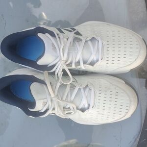 New Balance Men's 696 V4 Hard Court Tennis Shoe